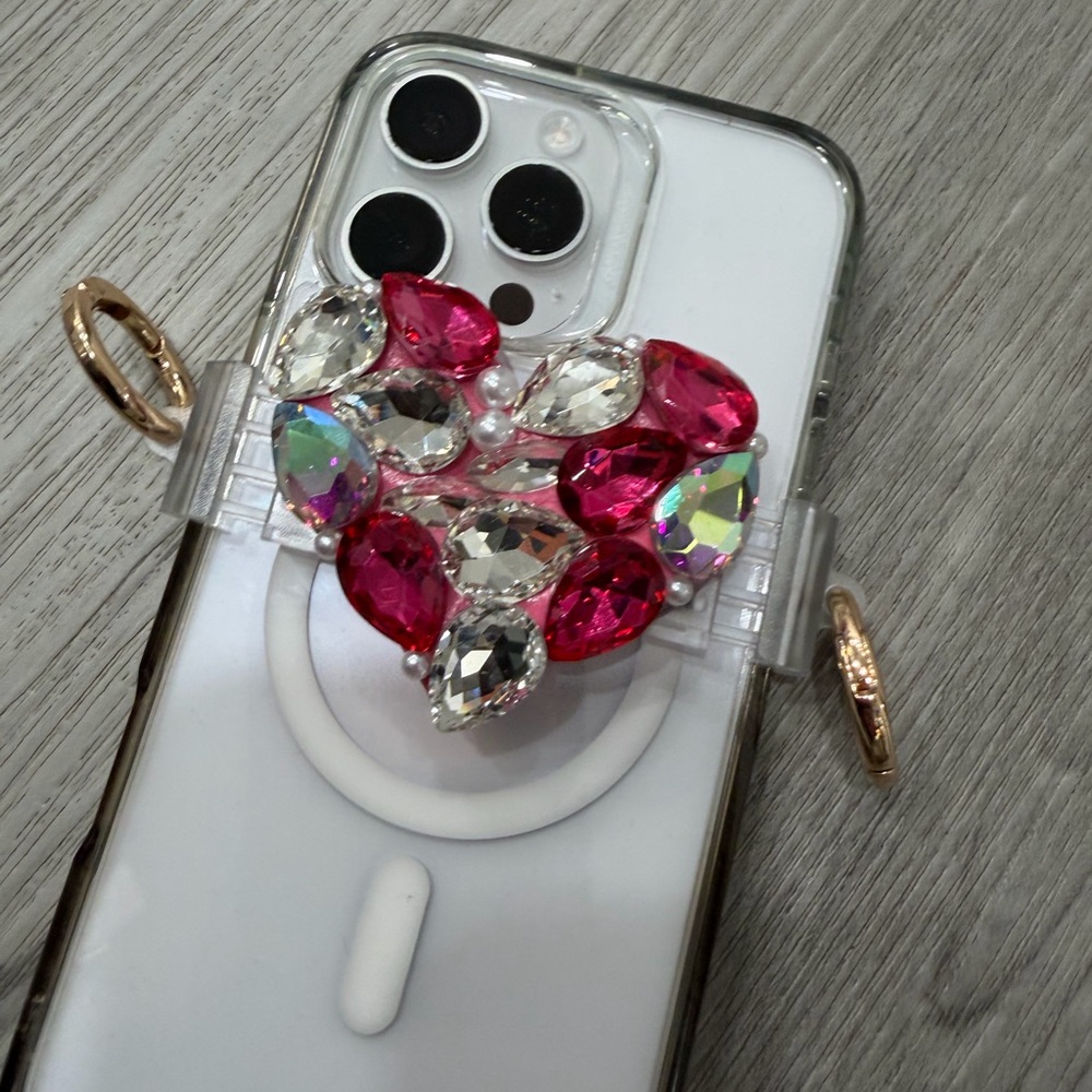 ShopEvelynne Red and Clear Crystal Heart Phone Case with Ring Holder